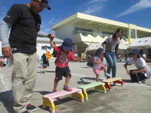 平均台ジャンプ! 平均台ジャンプ!