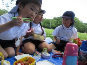 おいしぃ~! おいしぃ~!