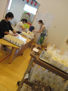 食バザー準備 食バザー準備