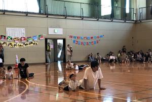 親子で体操 親子で体操