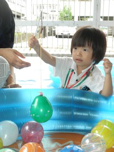 「つれた!」ヨーヨーつり 「つれた!」ヨーヨーつり