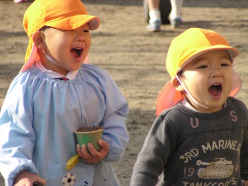 子ども達の笑顔は、社会の宝物 子ども達の笑顔は、社会の宝物