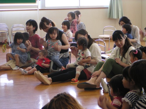 お母さんと一緒で嬉しいな。 お母さんと一緒で嬉しいな。