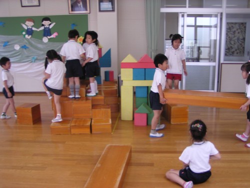 「こうしよう」「これがいいよ」と意見を出し合ってすすめていましたね。 「こうしよう」「これがいいよ」と意見を出し合ってすすめていましたね。