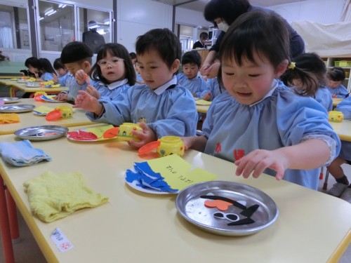 みんなで鬼作り、楽しみだね! みんなで鬼作り、楽しみだね!