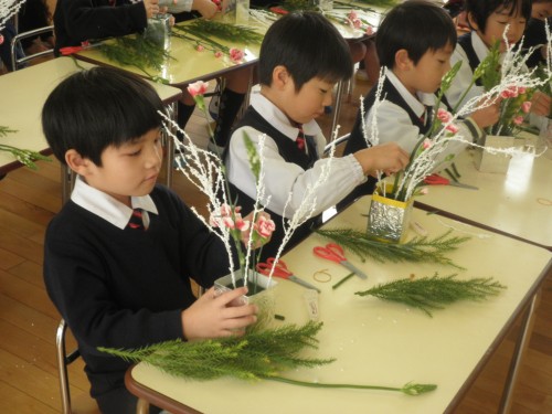 次は何を生けようかな~? 次は何を生けようかな~?