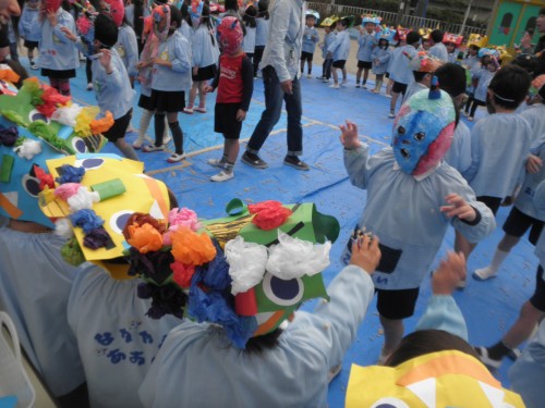 鬼だぞ~! 鬼だぞ~!