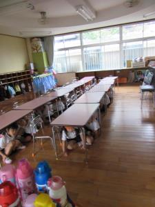 頭を守ろうね 頭を守ろうね