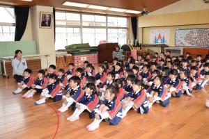 幼年消防隊解散式 幼年消防隊解散式