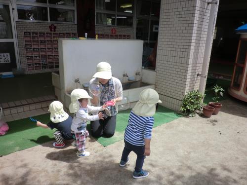 しゃぼんだま しゃぼんだま