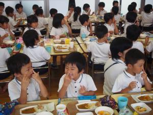 カレーライスの手遊び カレーライスの手遊び