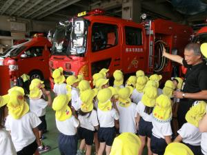 消防車なども間近で見せていただきました。 消防車なども間近で見せていただきました。