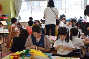 テープを使って飾り付け♪ テープを使って飾り付け♪