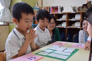 ドットとリスの数が一緒だね! ドットとリスの数が一緒だね!