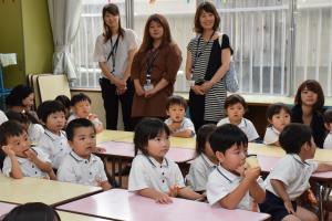 話もよく聴いていますね 話もよく聴いていますね