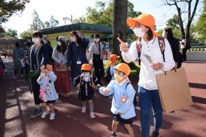 あの動物は何かな? あの動物は何かな?