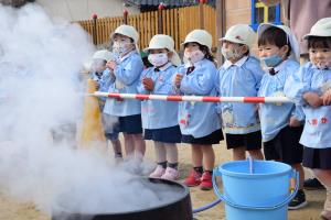 あたたかいな! あたたかいな!