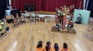 もも・さくら組 さるかにばなし もも・さくら組 さるかにばなし