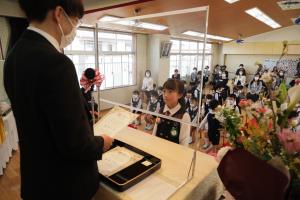 修了証書授与 修了証書授与