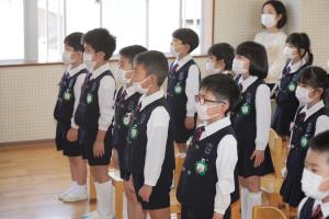 真剣なまなざし 真剣なまなざし