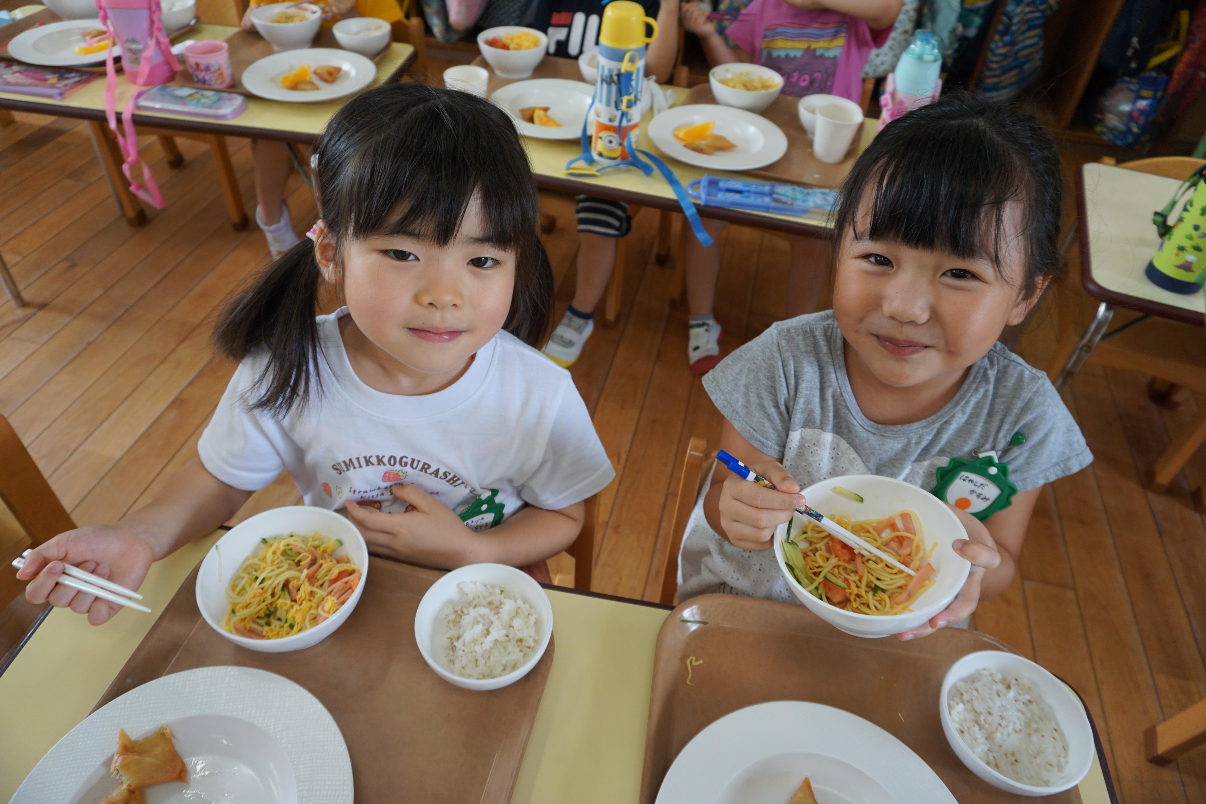 おいしいね♪ おいしいね♪