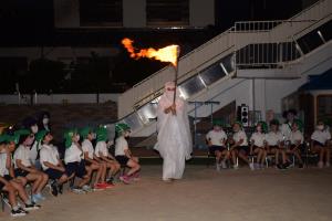 火の女神登場! 火の女神登場!