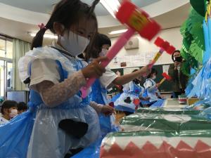 目が真剣です! 目が真剣です!