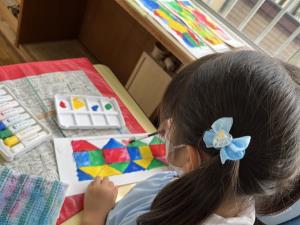 色が混ざらないように気を付けながら 色が混ざらないように気を付けながら