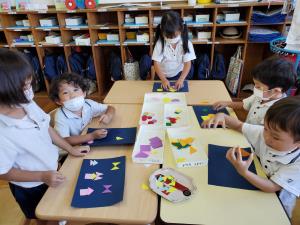 みんなでつくると楽しいな みんなでつくると楽しいな