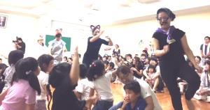 どろぼうさん、まって~。 どろぼうさん、まって~。