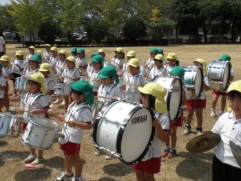 マーチングもがんばっています。 マーチングもがんばっています。