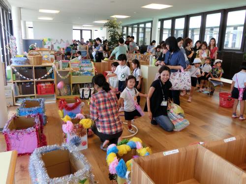 お母さんと一緒に楽しくゲーム。 お母さんと一緒に楽しくゲーム。