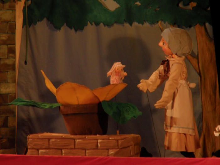 おやゆび姫の誕生 おやゆび姫の誕生