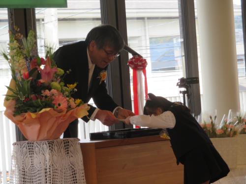 修了証書授与 修了証書授与