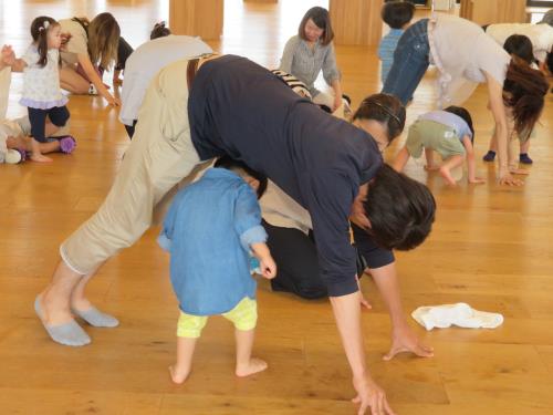 親子で体を動かそう! 親子で体を動かそう!