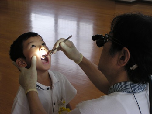 虫歯はないかな? 虫歯はないかな?