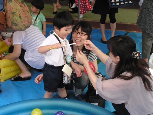 ヨーヨーがつれたね! ヨーヨーがつれたね!