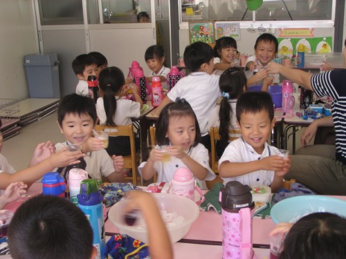 アイス、できたかな? アイス、できたかな?