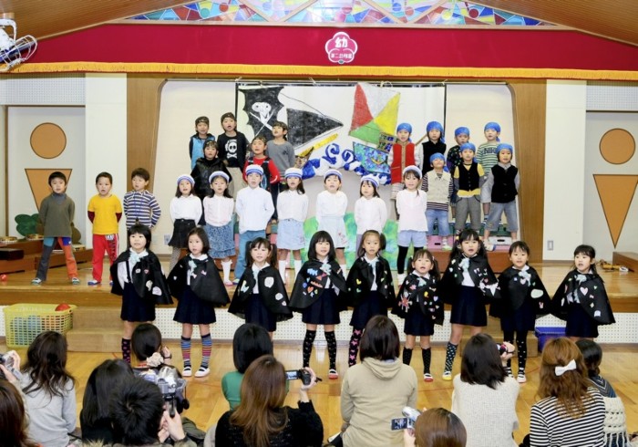 ゆり 劇遊び ゆり 劇遊び