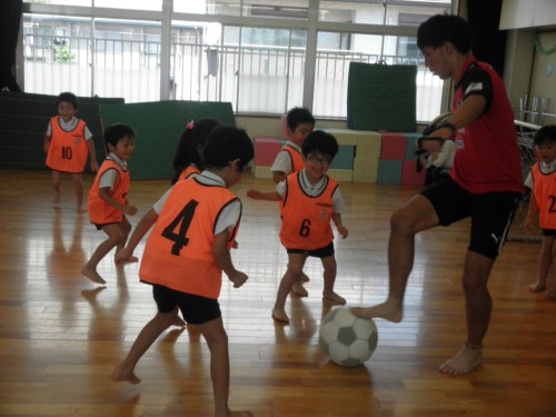 コーチと一緒にサッカー! コーチと一緒にサッカー!