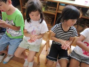 美味しいフルーツポンチにな~れ 美味しいフルーツポンチにな~れ