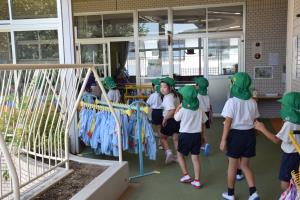 避難の約束を守りながら避難しています。 避難の約束を守りながら避難しています。