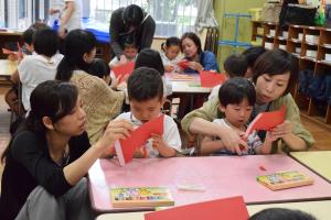 ちょきちょき頑張っています。 ちょきちょき頑張っています。