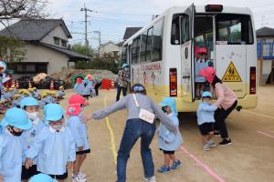 速やかに避難しています。 速やかに避難しています。