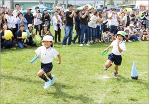 バトンを渡すまで一生懸命走ります。 バトンを渡すまで一生懸命走ります。