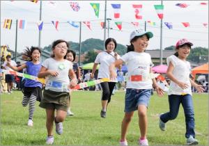卒園生も大勢参加してくれました。 卒園生も大勢参加してくれました。