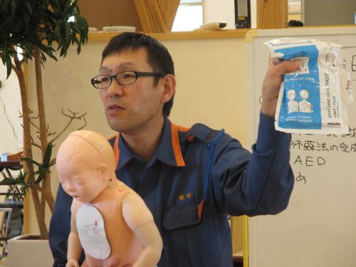 子どもへのAEDの使用法の確認 子どもへのAEDの使用法の確認