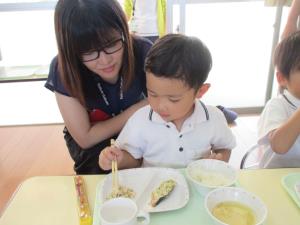 何でも食べるよ 何でも食べるよ