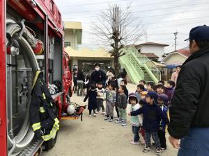 2歳児さんも興味津々