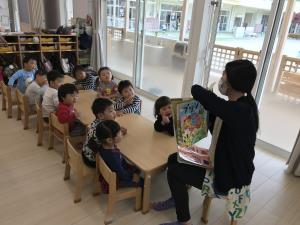 絵本の時間 絵本の時間